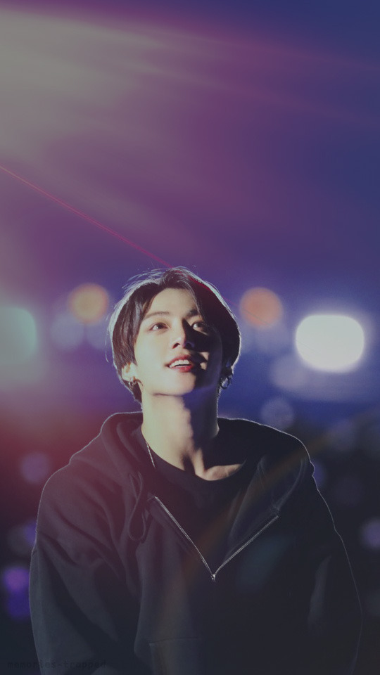 Featured image of post Lockscreen Bts V Concert Wallpaper bts lockscreens bts bts taehyung bts tae tae bts v lockscreen taehyung lockscreens taehyung wallpaper taehyung lockscreen