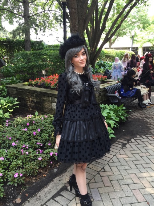 Anime Midwest Day 1 Outfit Shot. OP: Angelic Pretty Actress Wig: Lockshop Tights: Lockshop Circle Le