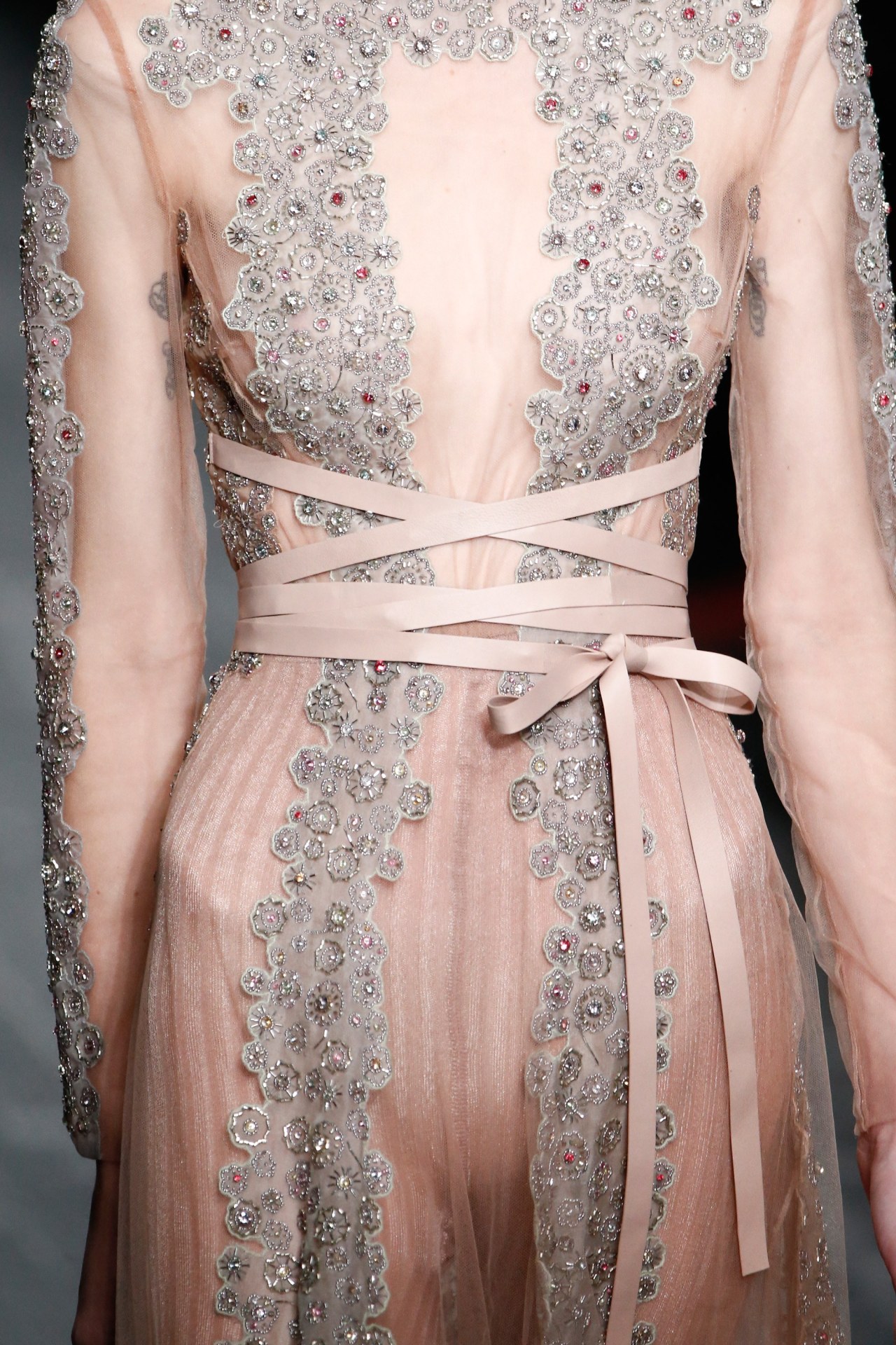 Valentino F/W 2016-17 - Not Ordinary Fashion #fashion is art