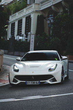 wearevanity:  Ferrari F12 Berlinetta 