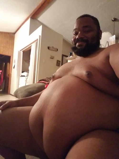 bhm-whim:  joshyexjock:  I am starting to feel so fat but I need a lot more  You are the man Josh!   Joshy’s getting massive. 