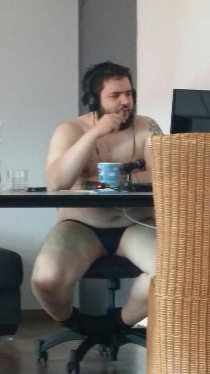 dafatninja:  pixelated-bear:  newcub45:  pixelated-bear:  Somebody took pics of me