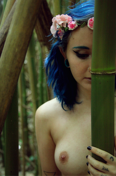 luna–little:  Le Petite Nymphe  