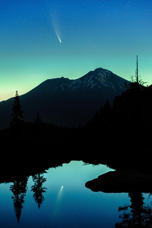 amazinglybeautifulphotography:Comet NeoWISE over Mount Shasta [3395 x 5093] [OC] - Author: zero2g on