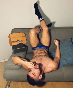 haneyzovic:🙈 thank you @karlitoschac ❤ • • ⛔This pic has been approved to be posted by @karlitoschac , and can’t be reposted without his consent ⛔ • • 👉@haneyzovic 👈 • • #men #socks #socken #corap #calze #chaussettes #sox