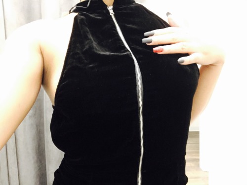 thegirlfriendyouwant:  Having some dressing room fun 😜  Kik: Mixedwhite14
