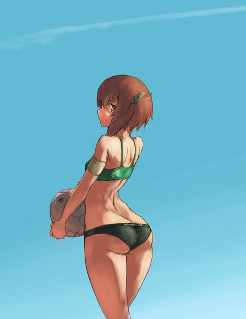bbebee:  ツキラ@金曜東O47aさんはTwitterを使っています: “大鳳の水着グラいそいで http://t.co/RqzkflXAtH”
