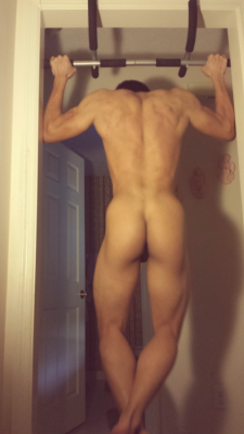 drugstextsex:  Ima work out naked just cuz