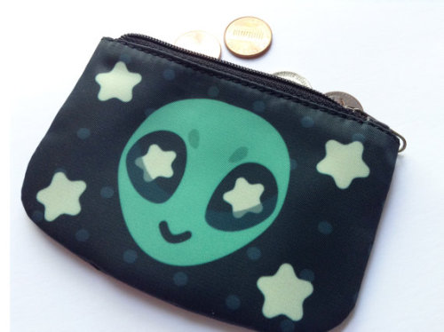 cute-etsy:  Alien coin purse $6.99