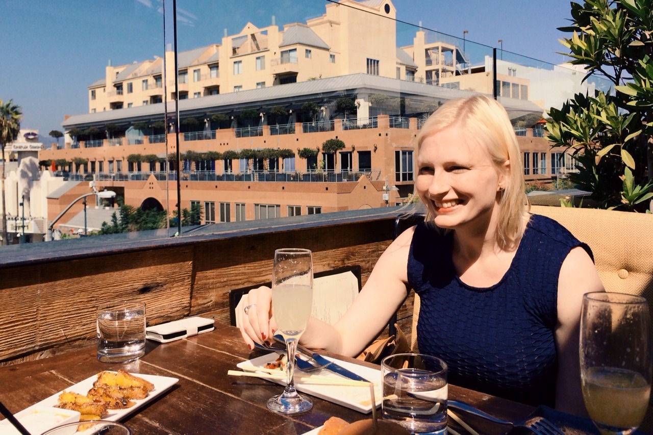 Bottomless brunch cocktails and unlimited tapas with this German cutie.