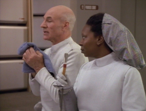 thisdayintrek:This Day in TrekStar Trek: The Next GenerationI, Borg Season Five, Episode Twenty-Thre