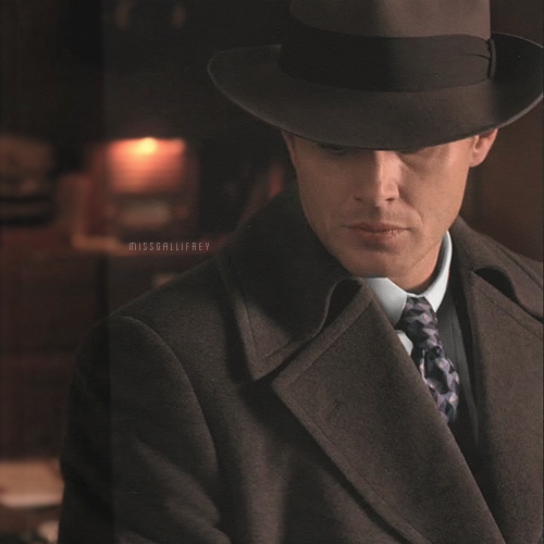 silibrumportes:ofthehefin:Dean’s Time after Time outfit appreciation post.YES HELLO I’LL TAKE TWO