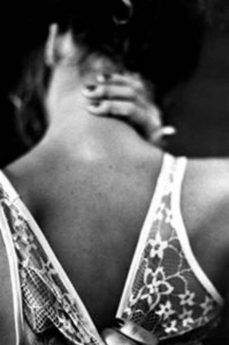 una-lady-italiana:  “Ho sentito la tua mente osservarmi” - Anaïs Nin 