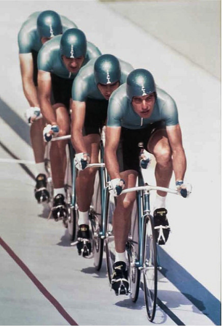 fixietime:
“ Italian pursuit team 1984
”