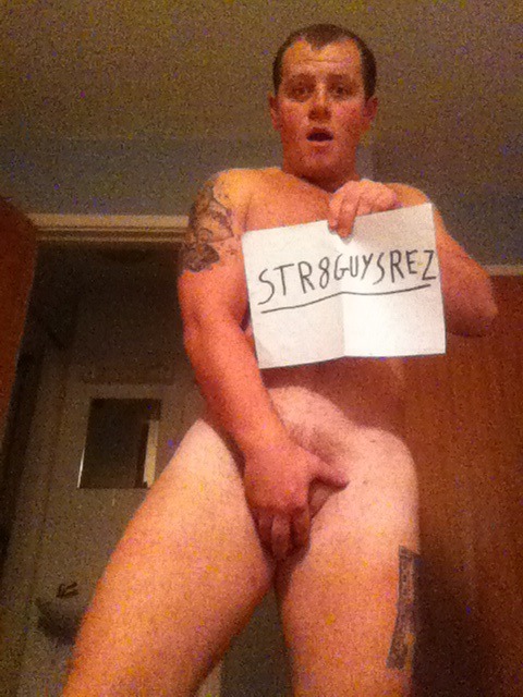 str8guysre-z:  Dan is backâ€¦ And begging that I not post a vid of him eating