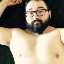 rickys-black-cloud:  Just finished chest day and some cardio. I’m beat. I don’t wanna get up and shower.