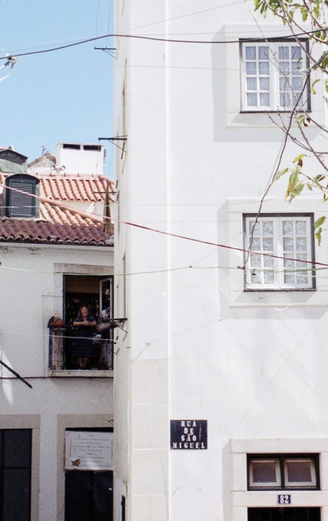 If you are native Portuguese you will always find time for yourself self to go stand outside on your