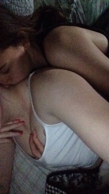 the-inspired-lesbian:  Love & Lesbians