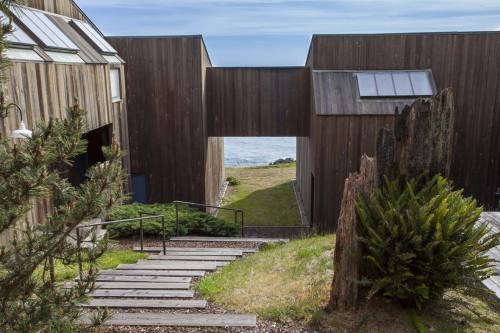 Sea Ranch Condominium, Charles W. Moore. California, 1964-1965