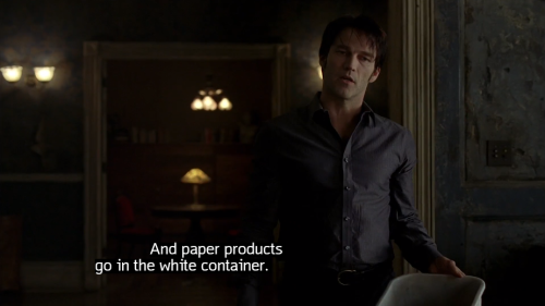 notkatniss: environmentally conscious vampire
