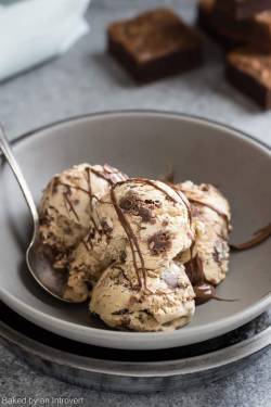 sweetoothgirl:  No Churn Coffee Nutella Ice Cream   Yum