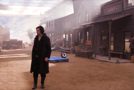 adamdravar:Adam Driver behind the scenes of the Snickers Live Superbowl Commercial