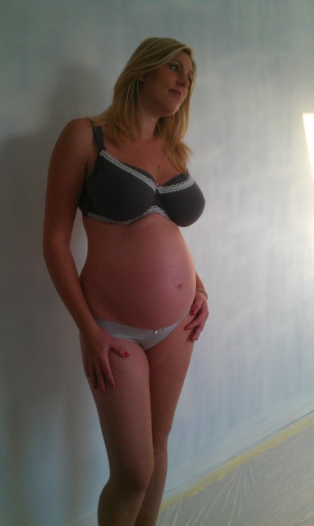 Pregnant-and-Horny