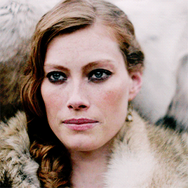 slaygal:vikings ladies through the seasons  →  queen aslaug