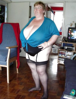 Fat Granny Lingerie Porn Pics