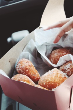 avenuesofinspiration:  Malasadas | FoodMeBro