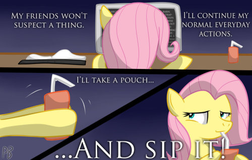 madame-fluttershy:  Take a Pouch… by ~Penguin-Potential  >w>