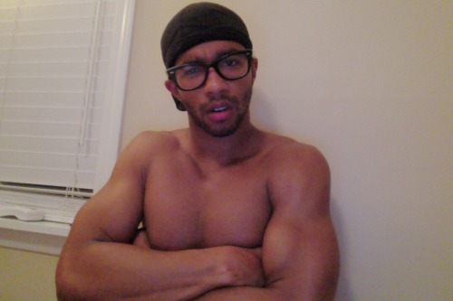 vivalastupid:  Thuggin’ or nah?