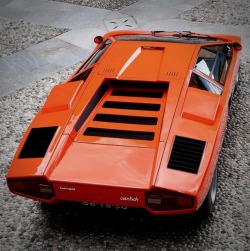 utwo:  Lamborghini Countach© Lamborghini