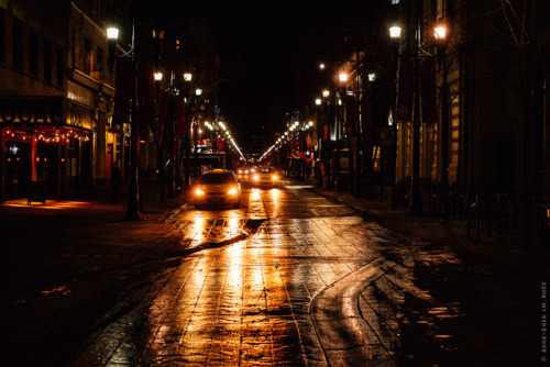 yyc, by night.