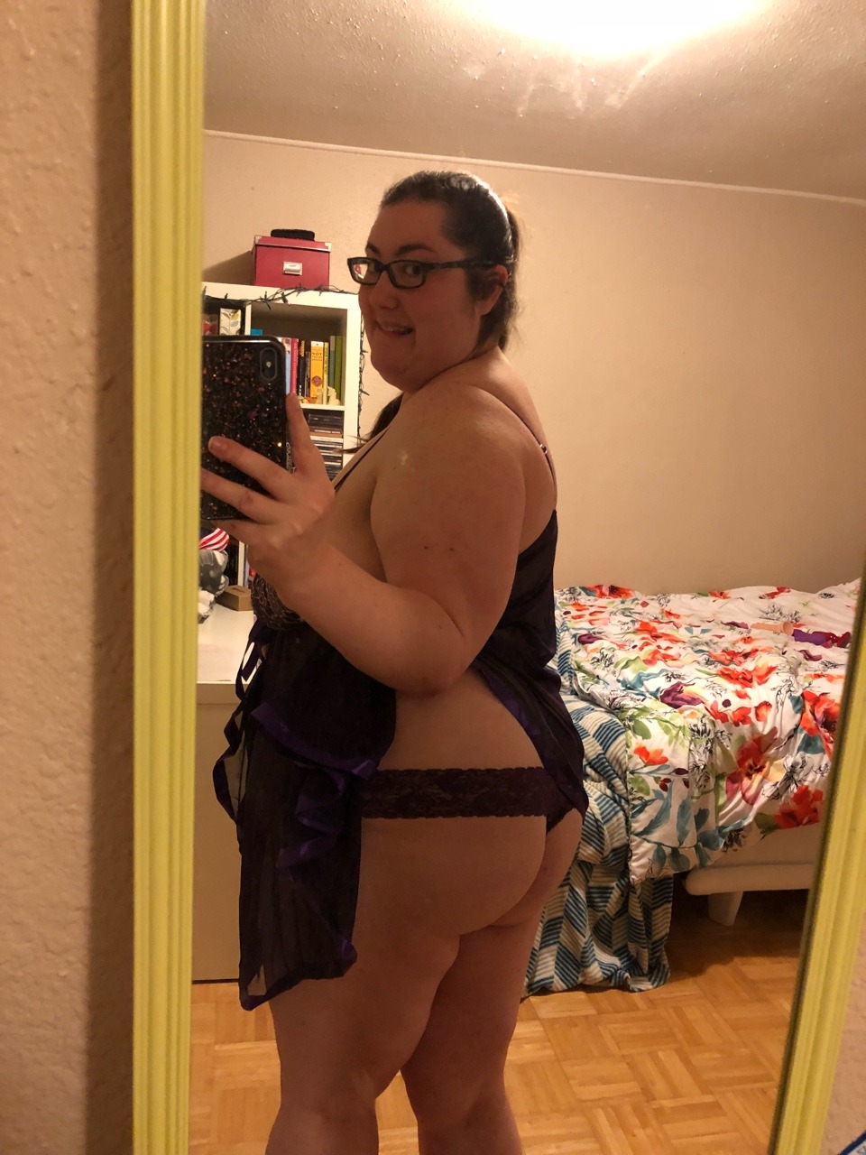 thegoodhausfrau:  If one has to wear something sexy- make sure you feel like a present