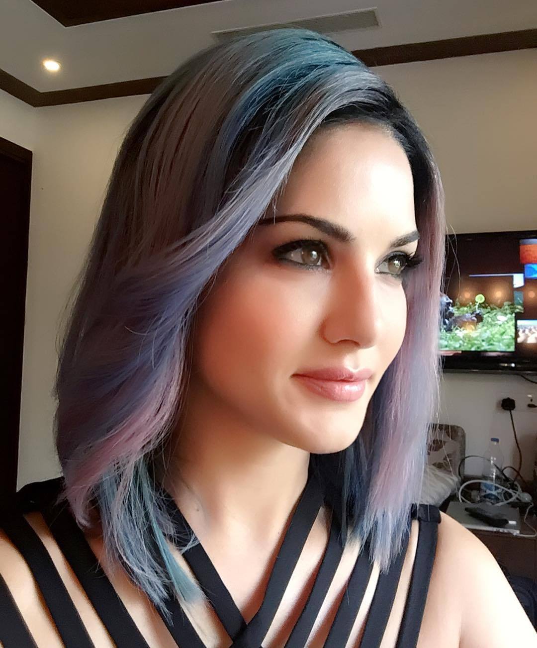 My hair is officially blue/purple today! Hair by @tomasmoucka and make up by @nina_sagri