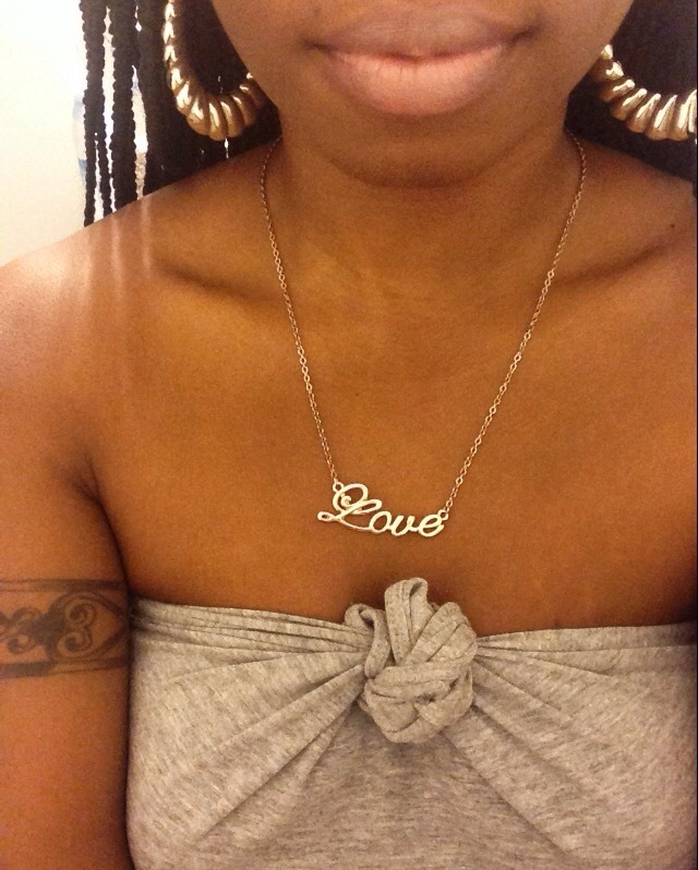 whoismariecharles:  Shameless brown gal selfies.