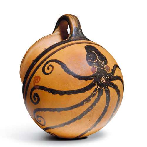 waswseffortblog: Greek Black-Figure Jug with Octopus. Late 5th Century BC. (Source)