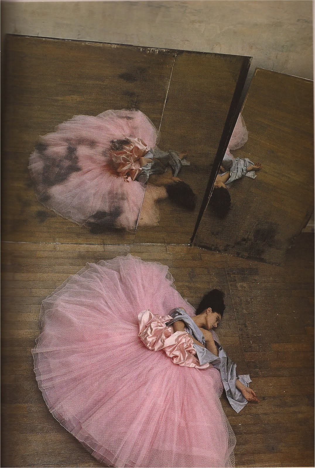faeriecubicle:  Harper’s &amp; Queen 1987, by David Seidner 