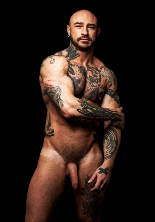 woofproject:  http://woofproject.tumblr.com  Handsome, sexy, muscular and amazing ink work