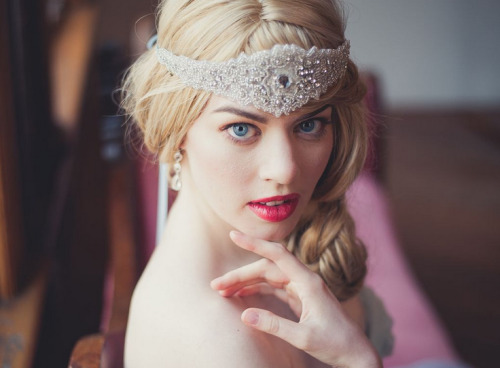 thedessygroup: Wedding hair accessories for under £100 