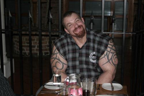 sonadorperpetuo:  Ok…this guy is adorable!! You can’t often say that about burly gods. 