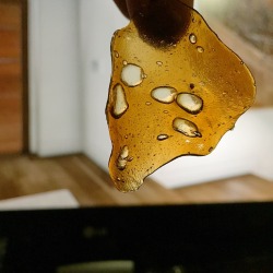 dabitat:  🔥😎 nothing more satisfying than smoking dabs you made