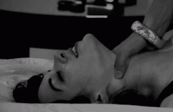babygirlbubble:he chokes me so good 