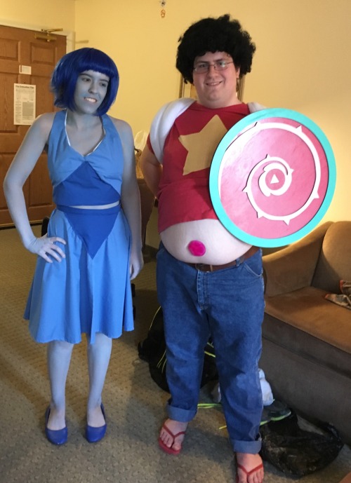 I was Steven at Shuto Con! Here&rsquo;s some pictures of me with various other SU cosplays, incl