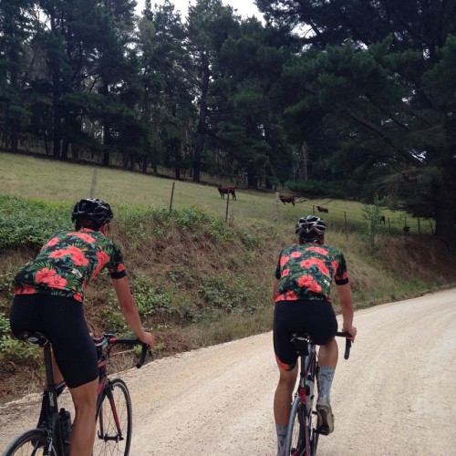 xhotxbradx: The @any_given_sunday_ boys ridding dirt like the hip Melbourne kids that they are. #tdu