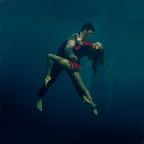 Porn Pics belaquadros:  Underwater Tango Katerina Bodrunova