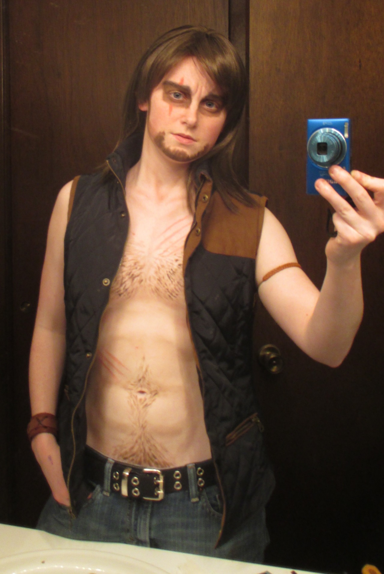gingerten:  KOVU Yes, I know, I am not a PoC, and I did a closet-cosplay of Kovu
