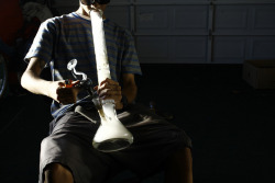 trillcvmpo:  Bongs fuckin kill me always