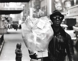 oldnewyorklandia: Frank Paulin, Flower Messenger,